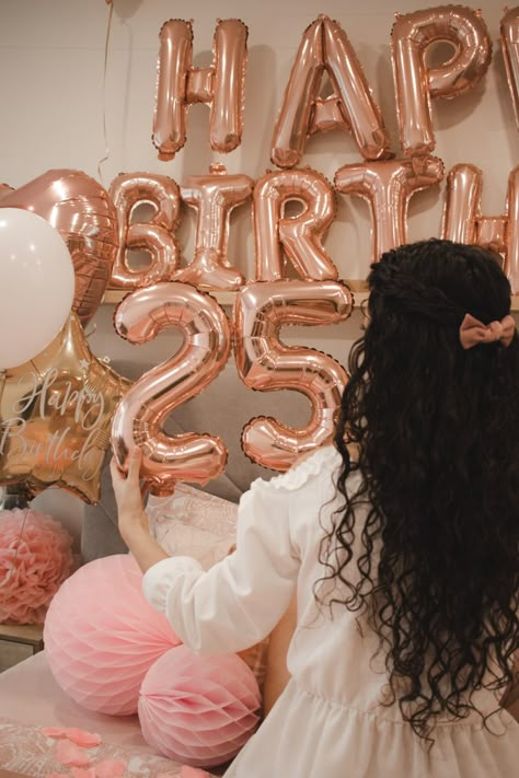 Happy Birthday 25 Years Girl, Birthday 25, Happy Birthday Floral, Candy Birthday Cakes, Happy 25th Birthday, Birthday Goals, Birthday Wishes For Sister, Cute Birthday Pictures, Birthday Ideas For Her