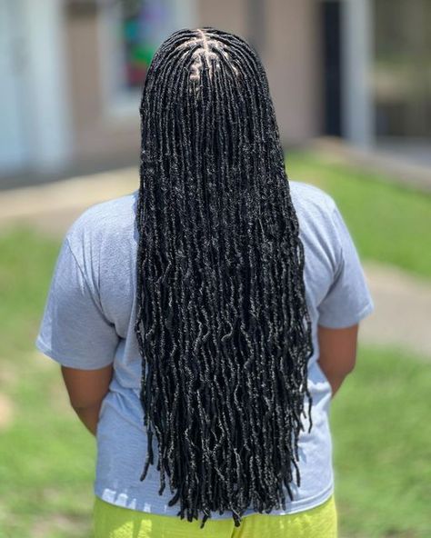 Soft Locs Small Parts, Small Soft Locs Long, Small Soft Locs, Soft Locs, Stitch Braids, Goddess Locs, Braid Hair, Hair Braids, Locs Hairstyles