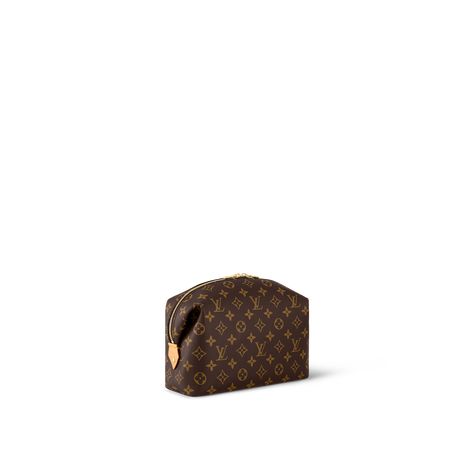 Products by Louis Vuitton: Cosmetic Pouch GM Louis Vuitton Cosmetic Pouch, Luxury Travel Bag, Pochette Louis Vuitton, Gm Monogram, Preppy Bags, Louis Vuitton Pouch, Louis Vuitton Travel, Louis Vuitton Fashion, Girly Bags