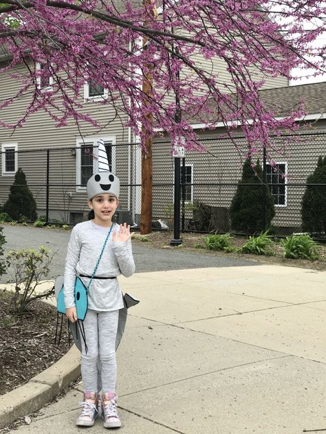 Narwhal and jelly costume Narwhal And Jelly Costume, Diy Narwhal Costume, Narwahl Costume, Narwhal And Jelly, Narwhal Costume, Book Parade, Book Characters Dress Up, Winter Animal Crafts, Book Character Day