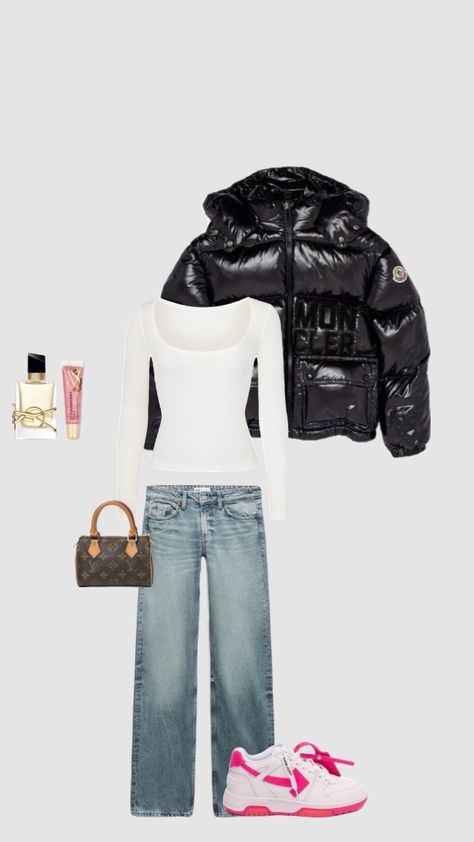 #otfitinspo #outfit #winter #moncler #longsleeve #lowwaistedjeans #louisvuitton Moncler Outfit, Outfit Winter, Ootd, Louis Vuitton