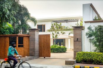 Lutyens Delhi, Living Sculpture, Timber Pergola, Entrance Foyer, Timber Door, Partition Design, Room Partition, False Ceiling, Outdoor Landscaping