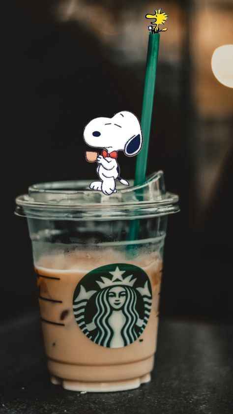 #snoopy #starbucks #coffee #woodstock #peanuts #wallpaper Starbucks Wallpapers, Snoopy Things, Starbucks Wallpaper, Peanuts Wallpaper, Woodstock Peanuts, Snoopy Pictures, Iphone Backgrounds, Starbucks Coffee, Woodstock