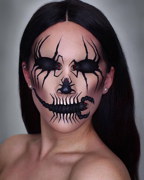 99 Real-Girl Halloween Costumes That Are Terrifyingly Gorgeous Halloween Face Painting Ideas For Adults, Unique Halloween Makeup, Fantasy Make-up, Halloween Make-up Looks, Halloweenský Makeup, Makeup 2018, Cool Halloween Makeup, Halloween Makeup Scary, Halloween Makeup Inspiration