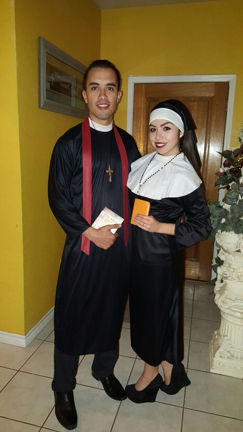 The Priest and Nun couple halloween costume Nun And Priest Costume, Priest Halloween Costume, Nun Halloween, Mary Costume, Priest Costume, Couple Halloween Costume, Costume Couple, Nun Costume, Best Photo Poses For Couples