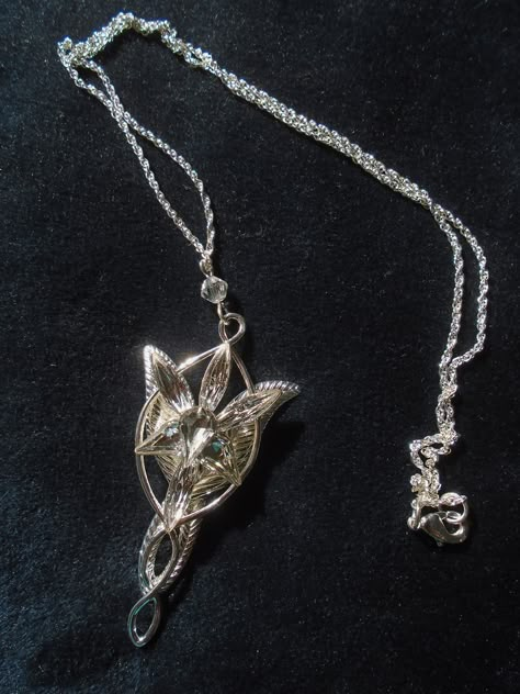 The Evenstar, Lord Of The Rings Accessories, Evenstar Lord Of The Rings, Aragorn Necklace, Lord Of The Rings Merch, Lotr Evenstar, Arwen's Necklace, Elf Lord Of The Rings, Arwen Aesthetic