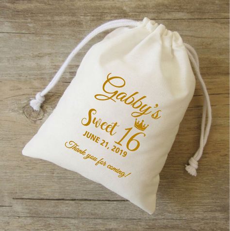 Sweet 16 Crowns, Party Bags Girls, Birthday Sweet 16, Birthday Canvas, Sweet 16 Favors, Crown Symbol, Ballet Birthday, Crown Birthday, Sweet 16 Gifts