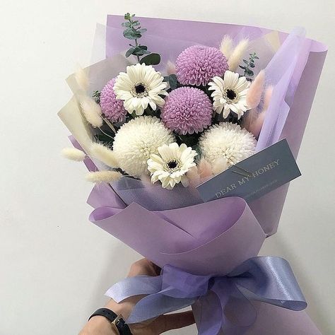 Inspirations ♛’s Instagram post: “💐 Beautiful flower bouquet inspirations. So if you would like to gift someone with a flower bouquet then you have to take a look at these…” Flower Shop Decor, Purple Theme, Flower Bouquet Diy, Lavender Aesthetic, My Honey, Boquette Flowers, Purple Themes, Bouquet Wrap, Flowers Bouquet Gift