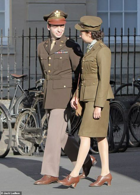 Wwii Uniforms United States, Military Core Outfits, 1940s Fashion Women Outfits Vintage 40s Style, 1940s Fashion Women Outfits, Us Army Dress Uniform, Late 1800s Fashion, Military Uniform Female, Realistic Reference, Army Dress Uniform