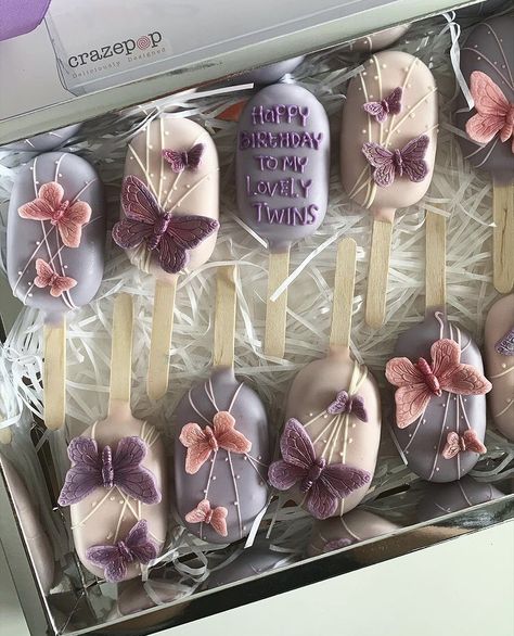 Butterfly Quince Theme, Purple Cake Pops, Butterfly Baby Shower Decorations, Butterfly Themed Birthday Party, Thanks For Your Order, Butterfly Baby Shower Theme, Cake Pop Decorating, Party Sweets, Butterfly Birthday Party