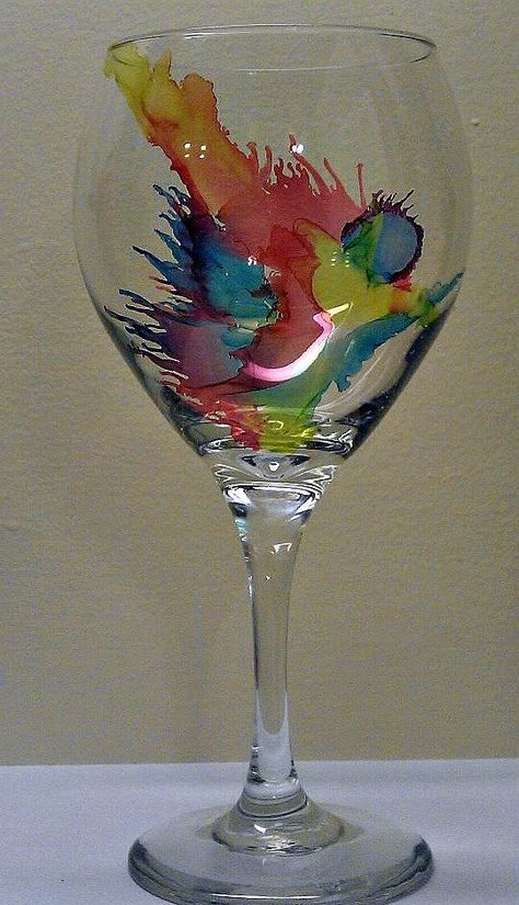 Alcohol Ink Glass, Painted Glassware, Alcohol Ink Crafts, Ink Crafts, Glass Diy, Wine Glass Crafts, Wine Glass Art, Painted Glasses, Painting Glassware