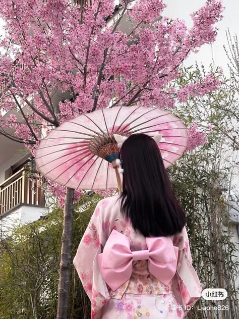 Japan Pink Aesthetic, Aesthetic Kimono, Shoujo Aesthetic, Asia Aesthetic, Japan Vibes, Flower Kimono, Japan Core, Japan Sakura, Tokyo Japan Travel