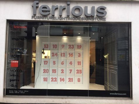 Christmas 2016 Window Display - a giant advent calendar with daily reveals Advent Calendar Wall, Advent Calendar Window Display, Giant Advent Calendar, Advent Calendar Window, Giant Christmas Wreath, Avent Calendar, Christmas Window Display, Retail Windows, Window Ideas