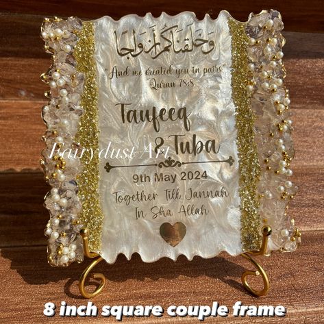 Rectangle and square couple frames . Dm to order yours @fairydustart_16 . [ couple gifts, couple gift, anniversary gift, wedding gift, wedding gifts, wedding anniversary, couple goals, couple gift shop, couple decor, home decor ] Resin Art Ideas For Couples, Resin Art Wedding Gift, Resin Wedding Frame, Mehandi Decorations At Home, Mehandi Decorations, Couple Decor, Resin Photo, Gifts Couple, Couples Decor