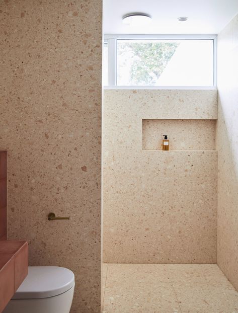 Ensuite Bathroom Ideas Terrazzo, Terrazzo Bathroom Mid Century, Terracotta And Terrazzo Bathroom, Terrazo Tile Bathroom Ideas, Pink Terrazzo Bathroom, Terrazzo Floor Bathroom, Terrazzo Tile Bathroom, Terrazzo Tiles Bathroom, Pink Terrazzo Tile