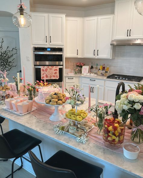 had the sweetest bridal shower brunch over the weekend 👰🏻‍♀️💐💍🎀🥂🍾 my mom and aunt really helped bring my Pinterest board to life and it turned out so beautifully! I linked everything over on my Bridal Shower highlight💞 Coffee cart: @lunaespressocart Cake: @bellaabakesss Dress: @lpa Bow heels: @jewelbadgleymischka Bride sweats: @sixstories #2024bride #bridalshowerideas #coquette #bridalshower #bridevibes #bridalinspiration #bridalshowerfun #bridegoals #bridalshowertheme #bridalstyle #bri... Bridal Shower Brunch Board, Brunch At Home Decor, Bride To Be Breakfast, Bridal Brunch At Home, Brunch Food Bridal Shower Ideas, Bridal Brunch Decorations Table, Soup Bridal Shower Ideas, Backyard Bridal Shower Brunch, Bridal Shower Ideas Lunch