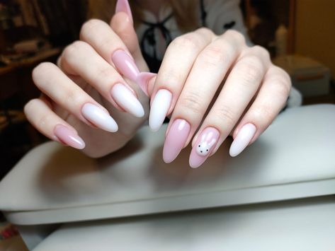 Cute bunny(rabbit) spring nails. Pink Bunny Nails, Bunny Nails Acrylic, Bunny Nails Designs, Nails Rabbit, Rabbit Nails, Bunny Nail Art, Fox Nails, Cute Bunny Rabbit, Bunny Nails