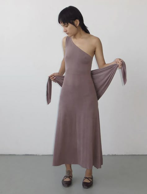 Wabi Sabi Fashion, Cupro Dress, Paloma Wool, Outfit Formulas, Dreamy Dress, Wardrobe Style, Wool Dress, Playing Dress Up, Paloma