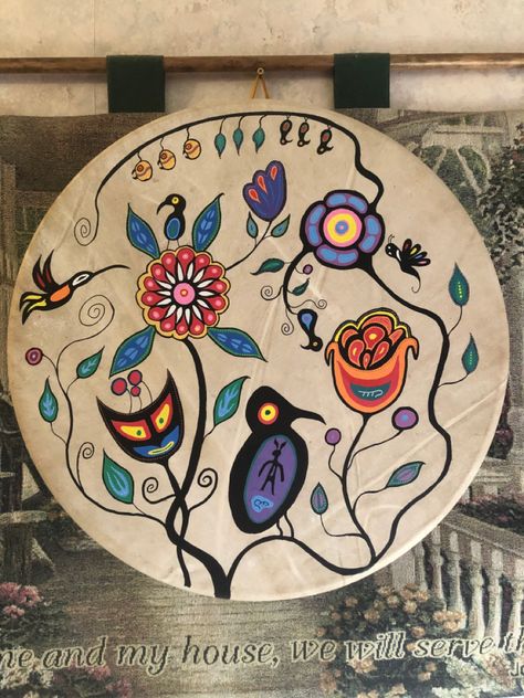 Ojibwe Beadwork, Drum Painting, Painted Drums, Drums Art, Hand Drums, Hand Drum, American Paint, Woodland Art, Healing Space