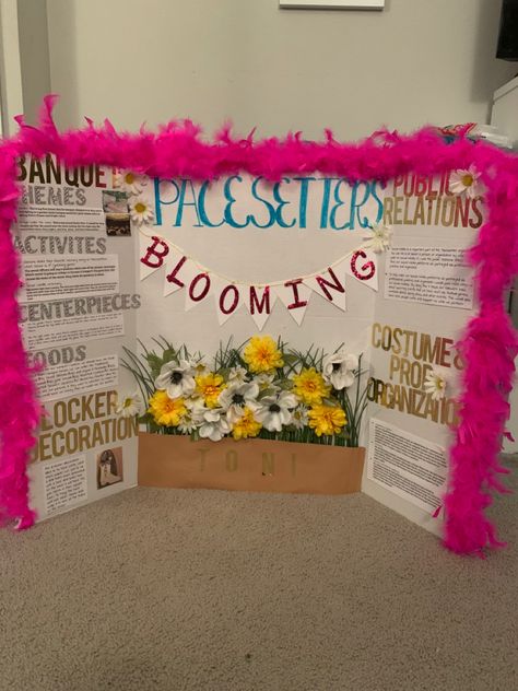 Poster Board Ideas Tri Fold Aesthetic, Social Officer Tryout Board, Tri Fold Poster Board Ideas College, Aesthetic Tri Fold Board, Fccla Trifold Board, Club Posters School, Tri Fold Poster Board Ideas, Social Officer Ideas Drill Team, Drill Team Social Officer Board