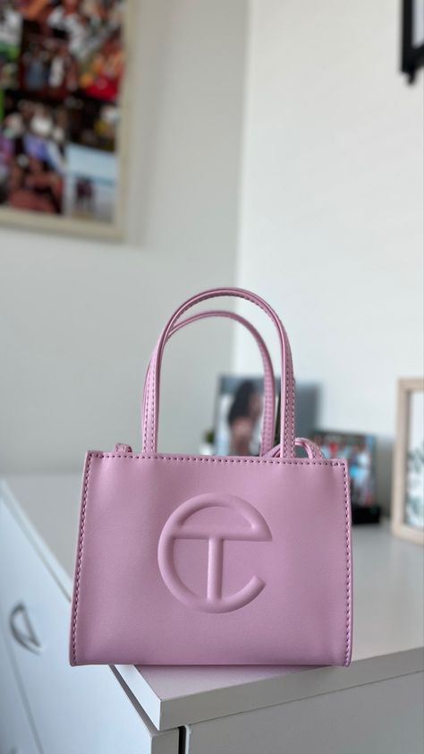 Pink Telfar Bag, Pink Telfar, Telfar Bag, Dream Bags, Fancy Bags, Pack Your Bags, Future Lifestyle, Money And Happiness, Pretty Bags