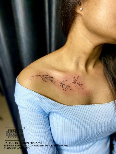 #tattoo #love #india #tattoos #trending #colarbonetattoo #leaftattoo #singlelinetattoo #instagram #fashion #mumbai #tattooed #artist #pins #pinterest #pinterestmarketing #sunshine Colar Bone Tattoo Cute, Colar Bone Tattoo Quotes, Colour Bone Tattoo, Dragon Collar Bone Tattoo, Colar Bone Tattoo For Women, Tattoos Trending, Collar Bone Tattoos, Bone Tattoo, Single Line Tattoo