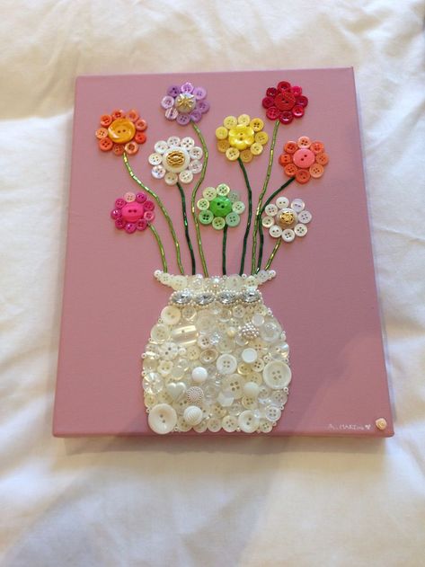 Button Flowers On Canvas, Button Art Flowers, Button Art Template Free Printables, Flower Button Art, Diy Crafts With Buttons, Button Flowers How To Make, Button Art For Kids, Button Art Diy, Button Canvas Art