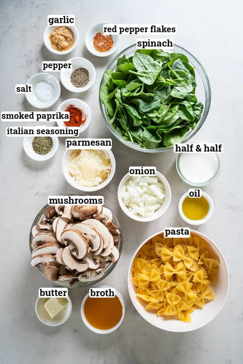 Mushroom Spinach Tomato Pasta, Spinach White Sauce Pasta, Mushroom Meals Vegetarian, Vegetarian Mushroom Pasta, Italian Mushroom Pasta, Easy Creamy Mushroom Pasta, Creamy Spinach Pasta Recipes, Mushroom Pasta Sauce Recipes, Pasta And Mushrooms