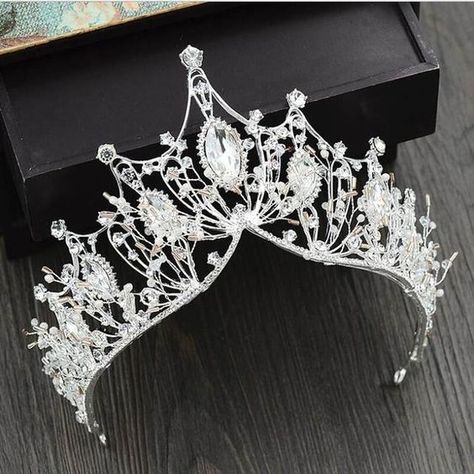 Wedding Tiaras, Bridal Headwear, Princess Hair, Bridal Hair Jewelry, Rhinestone Crown, Princess Hairstyles, Luxury Diamonds, Royal Jewels, Jewelry Bridal