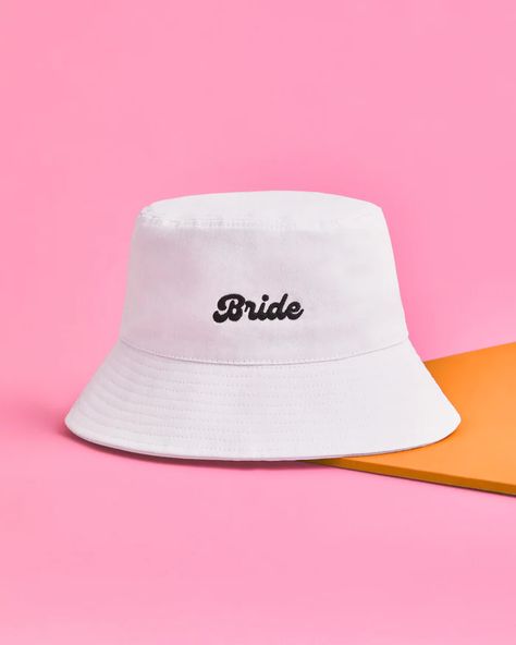 5 Bachelorette Must Haves Bride Bucket Hat, Party Decorations White, Bridesmaid Proposal Diy, Ultimate Bachelorette Party, Bachelorette Party Planning, Bachelorette Decorations, Bride Hat, Pink Bride, Bachelorette Outfits