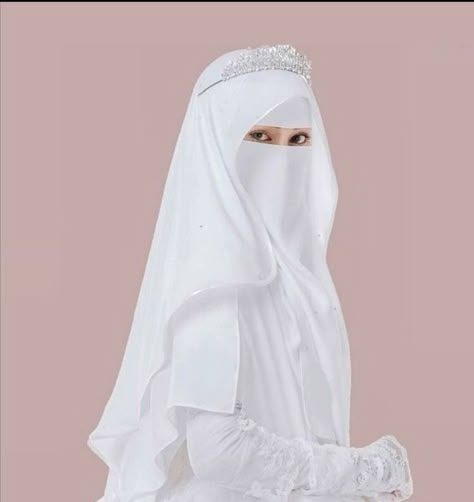 Niqab Bride, Poetry Dp, Niqabi Bride, Muslim Wedding Hijab, Girl Muslim, Wallpapers Beautiful, Muslimah Wedding Dress, Muslimah Wedding, Hijab Wedding Dresses