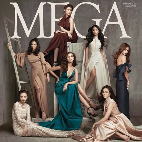 Like or Dislike: Mega's 23rd Anniversary Issue Vanity Fair Photoshoot Group Shots, Vanity Fair Group Portraits, Vanity Fair Photoshoot, Best Fashion Magazines, 23rd Anniversary, Group Photo Poses, Group Picture Poses, Pose Model, Group Photography Poses