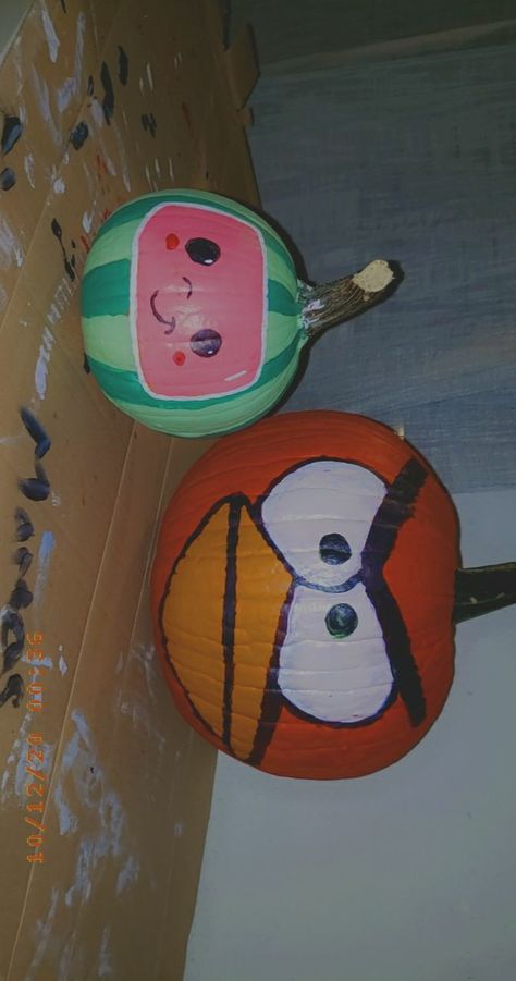 Cool Pumpkin Painting Ideas Easy, Cocomelon Pumpkin Painting, Pumpkin Painting Ideas Toddler, Paint Punkins, Cocomelon Painted Pumpkin, Cocomelon Pumpkin Carving, Easy Pumpkin Painting Ideas For Kids, Toddler Pumpkin Decorating, Red Pumpkin Painting Ideas