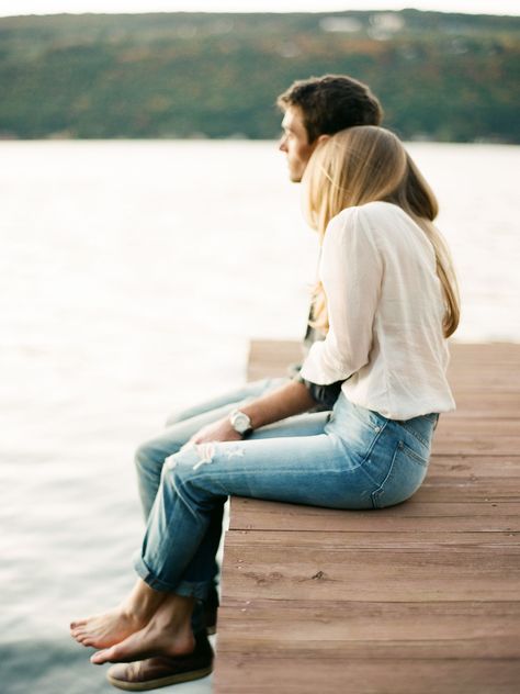 Lake Engagement Photos, Lake Photoshoot, Lake Engagement, Couple Engagement Pictures, Engagement Pictures Poses, Engagement Photo Poses, Couple Photoshoot Poses, Engagement Photo Outfits, Engagement Photo Inspiration