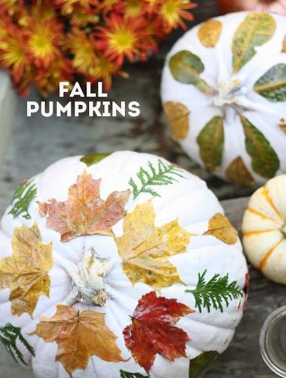 Diy Pumpkin Decor, The Sweet Escape, Pumpkin Decorating Diy, Autumn Leaves Craft, Natural Twist, Fall Pumpkin Decor, Diy Leaves, Natural Twists, Pumpkin Leaves