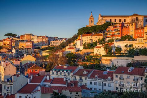 Portugal Landscape, Spain Aesthetics, Square Pic, Portugal Aesthetic, Tavira Portugal, Linkedin Background, Landscape Background, Macbook Wallpaper, Lisbon Portugal