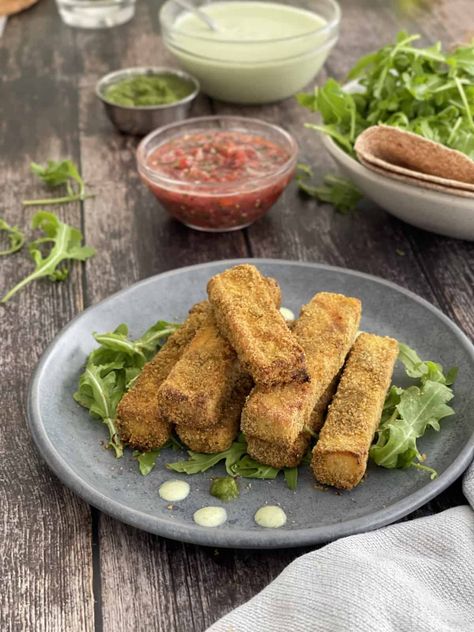 Crispy Paneer Fingers (Air Fryer Recipe) Indian Mint Sauce, Crispy Paneer, Vegetarian Protein Recipes, Paneer Sandwich, Vegan Curry Recipes, Mint Chutney, Air Fryer Recipe, Vegetarian Protein, Vegetarian Indian