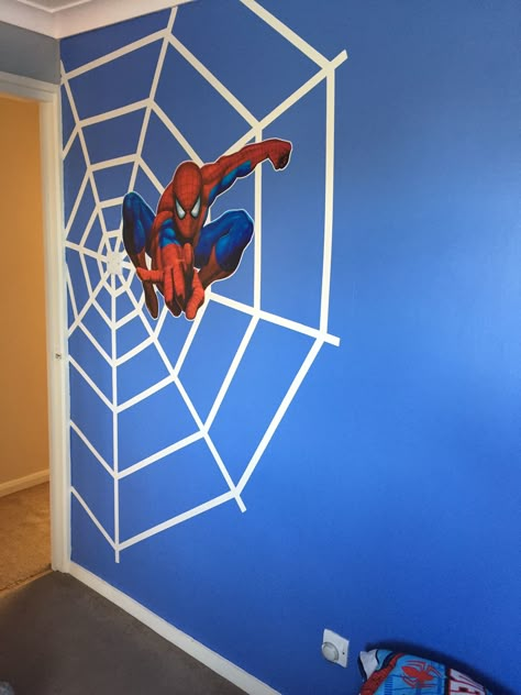 Spider Man Wall Painting Ideas, Spiderman Room Decor Ideas, Spidey And His Amazing Friends Bedroom, Spiderman Bedroom Ideas, Men Room Decor Ideas, Spider Man Bedroom Ideas, Spiderman Mural, Spiderman Room Ideas, Spiderman Room Decor