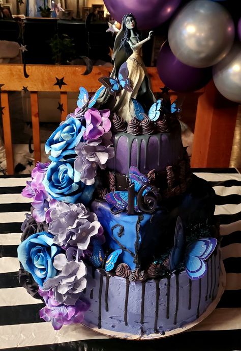 This was a corpse bride themed cake I made for my daughters 16th birthday. Took 2 days, 3 tiers and 20 lbs... but she was absolutely stunned. Well worth it then. 🥰 the cake was a cream cheese vanilla, with layers of raspberry and lemon cream. Not only pretty but delicious as well. Tim Burton Themed Sweet 16, Corpse Bride Cake Ideas, Corpse Bride Bridal Shower Ideas, Tim Burton Quinceanera Theme, Corpse Bride Sweet 16, Corpse Bride Birthday Cake, Corpse Bride Party Ideas, Tim Burton Sweet 16, Corpse Bride Wedding Theme Ideas