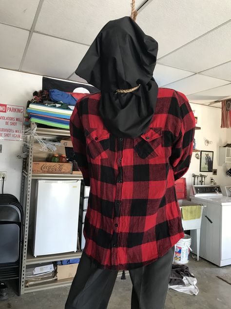 D&D Halloween Hangman Hangman Halloween Costume, Slender Man Halloween Decoration, Diy Hanging Body Bag Halloween, Halloween Hangman, Halloween Maniquin Head, Diy Halloween Hanging Corpse, Halloween Props, Womens Plaid, Plaid Shirt