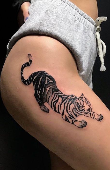 Female Panther Tattoo For Women, Jaguar Tattoo Thigh, Thigh Tiger Tattoo, Jaguar Back Tattoo, Classic Tattoo For Women, Panther Tattoo For Women, Upper Leg Tattoos For Women Thigh Tat, Inner Thigh Tattoos Women, Tiger Thigh Tattoo