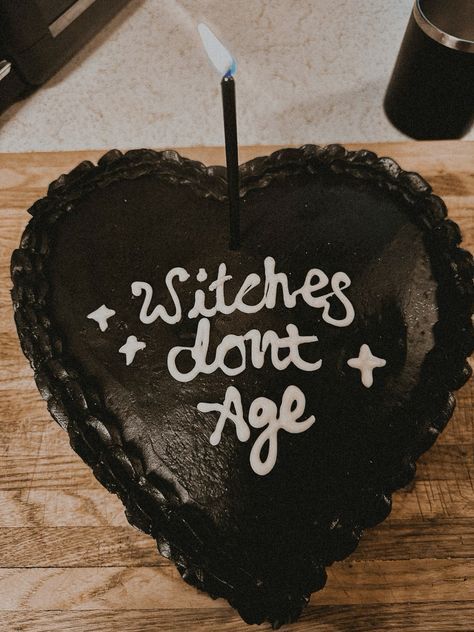 Witchy 40th Birthday, Witchy 21st Birthday, Witches Cake Ideas, Witch Aesthetic Birthday Party, Like Fine Wine Cake, Dark Bday Aesthetic, Halloween Birthday Aesthetic, October Birthday Party Ideas For Women, Witches Don't Age Cake