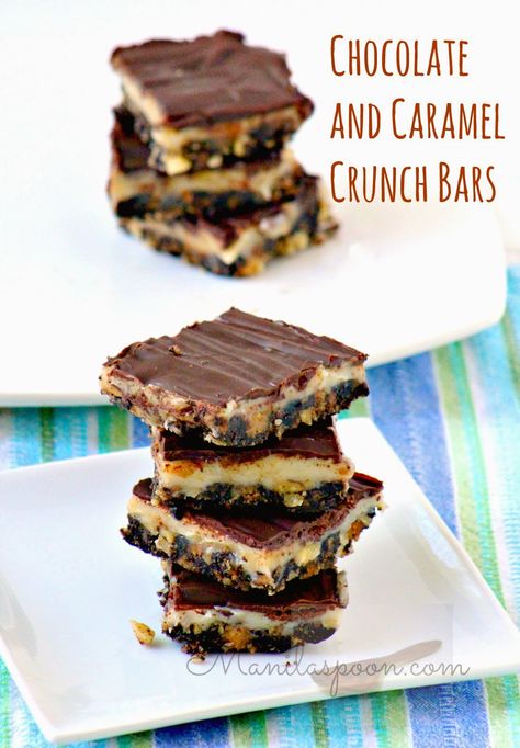 NO BAKE Chocolate and Caramel Crunch Bars - so goooooood and very easy to make, too! Holiday Chocolate Desserts, Crumb Crust, Crunch Bars, Caramel Filling, Chocolate And Caramel, Pecan Bars, Caramel Crunch, Caramel Bars, Crunch Bar