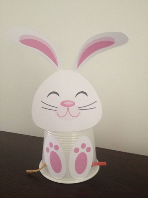 Full instructions on how to make a Hopping Easter Bunny cup. Easter Songs For Kids, Hopping Bunny, Easter Songs, Yoga Party, Newborn Photo Shoots, School Holiday Activities, Easter Dishes, Easter Arts And Crafts, Rabbit Crafts