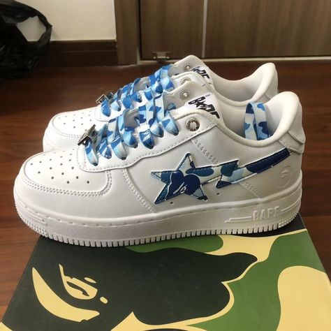 New In Box.The 2021 Bape Sta Sneaker By A Bathing Ape In Blue And White Also Has A Branded Tongue Tag Accentuating The Blue And White Colors, Which Is In Line With The Abc Camo Glossy Patent Leather Aesthetic And The Iconic Bape Emblem Embossed At The Product’s Lateral.The A Bathing Ape Bape Sta Abc Camo White Blue 2021features A Classic Bape Camouflage Motif That Shapes Its Design. Bape Sta Shoes, Swaggy Shoes, Bapesta Shoes, Leather Aesthetic, Bape Shoes, Bape Outfits, Bape Sneakers, Sneaker Heads, Bape Sta