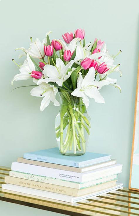 Tulip Arrangement Ideas Floral Design, Tulip And Lily Bouquet, Tulip Arrangements, Lilies And Tulips, Lifetime Of Butterflies, Easter Flower Arrangements, Tulips Arrangement, Floral Crafts, Easter Lily