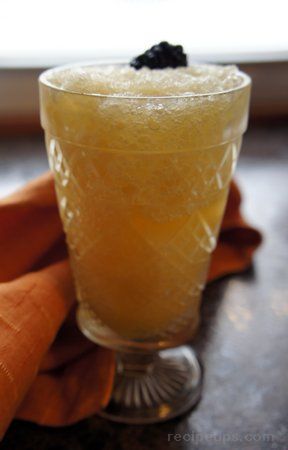 Refreshing summer drink or a great cocktail to enjoy with family and friends at any holiday gathering. Amaretto Slush Recipe, Amaretto Drinks, Sneaky Pete, Slush Recipes, Refreshing Summer Drinks, Boozy Drinks, Frozen Pineapple, Summer Drink, Alcohol Drink Recipes