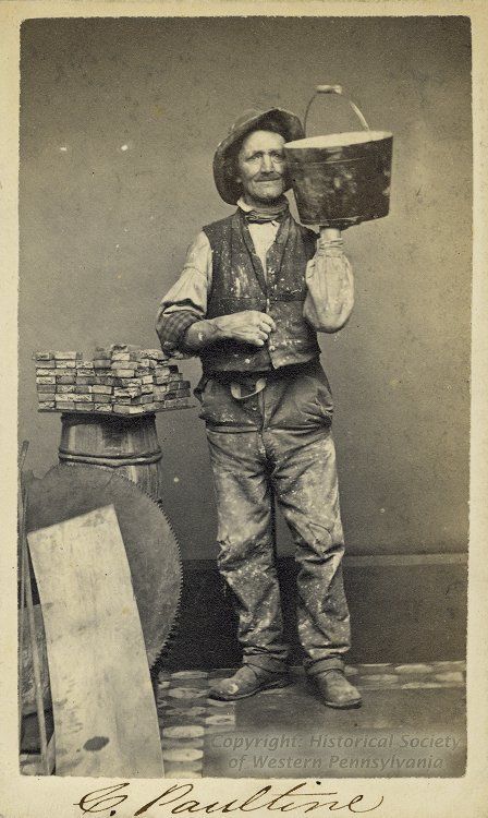 Bricklayer Employee Portrait, 1870s Fashion, Photo Arts, Art Of Manliness, Working People, Old Photographs, Brickwork, Day Work, Men Vintage