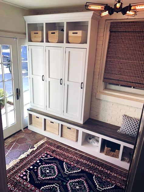 Custom Farmhouse Furniture | Against The Grain Inc | Grayslake Front Entry Lockers, Family Lockers Entryway, Entryway Lockers, Arctic Entry, 6 Locker Mudroom, Entry Lockers, Wooden Lockers For Mudroom, Entry Way Lockers, Custom Mudroom