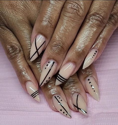 Black Line Designs On Nails, Almond Nail Black Design, Geometric French Tip Nails Almond, Symmetrical Nail Designs, Almond Abstract French Tip Nails, Black Tan Nails, Black And Cream Nail Designs, Line Work Nail Art, Fancy Fall Nail Designs